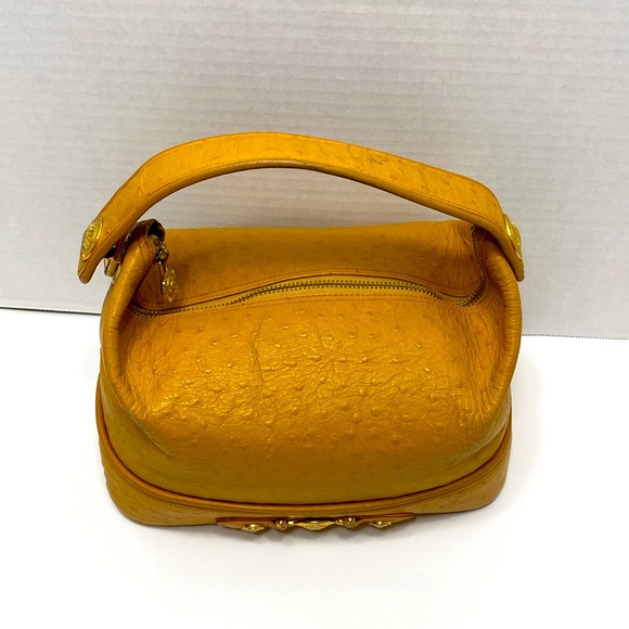 Gianni Versace Ostrich Sunburst Vintage Sunburst Vanity Bag excellent condition - Picture 2 of 11